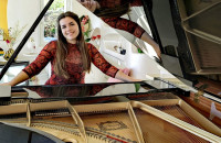 Η Ελλάδα λάμπει στην εμβληματική σκηνή του Λος Άντζελες