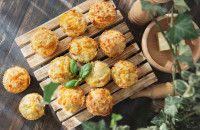 Μάφιν φέτας με 3 υλικά: Γρήγορη και εύκολη συνταγή