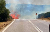 Υπό μερικό έλεγχο τέθηκε η πυρκαγιά στο Στρατώνι Χαλκιδικής
