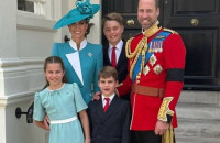 Η λιγούρα του πρίγκιπα Τζορτζ και το βασιλικό «ταξίδι» για… fast food στο Ιόνιο