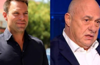 Στέφανος Κασσελάκης για τον Αχιλλέα Μπέο- Δεν μας απασχολεί τι κάνει στην τουαλέτα του ο απόπατος της κοινωνίας