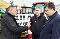 Η παράταξη του ΠΑΣΟΚ στη ΠΚΜ στο μπλόκο Ευζώνων