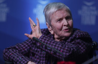 Το ΔΙΠΑΕ αποχαιρετά την Επίτιμη Διδάκτορά του Ελένη Γλύκατζη-Αρβελέρ