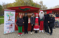 Στην Πολιτεία των Ευχών: Η πλατεία Εμπορίου σημείο αλληλεγγύης και χαράς