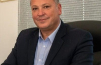 Λευτέρης Αβραμάκης: Ο νεκροθάφτης της Δημοκρατίας (Κυριάκος Μητσοτάκης ) σε ρόλο μεταρρυθμιστή;