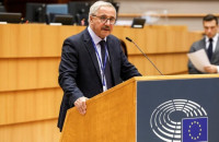 Γιάννης Μανιάτης- Επιτέλους δώστε ένα τέλος στα παραπλανητικά μηνύματα sms προς Έλληνες και Ευρωπαίους πολίτες