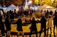 Γιορτινό γλέντι με ζουρνάδες και νταούλια στο «Κάστρο των Χριστουγέννων»