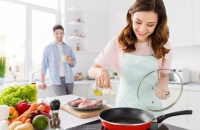 «Φάρμακο» για το μυαλό το μαγείρεμα – Μειώνει τον κίνδυνο άνοιας έως και 30%