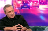 Θανάσης Κουρλαμπάς: Ζορίστηκα πολύ ως παιδί, είχαμε ασθένειες στο σπίτι, έχασα τον πατέρα μου νωρίς