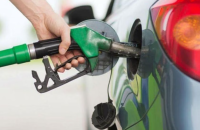 Μέσα σε μια 6ετία περάσαμε από το lockdown στο fuel pass - Με ένα 50άρικο πάει να την βγάλει η κυβέρνηση!