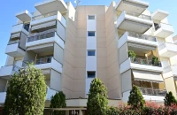 Γυναίκα στο Μαρούσι έπεσε από τον 4ο, προσγειώθηκε στον 3ο, ανέβηκε και ξαναέπεσε - Συνελήφθη ο σύζυγός της