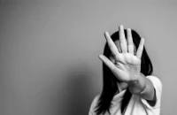 Χανιά: Ξεσπά ο αδερφός ενός εκ των κατηγορουμένων για τον βιασμό 17χρονης – «Είναι ψέματα, ήταν με τη θέλησή της»