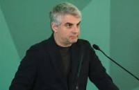 Ενότητα σημαίνει σύνθεση διαφορετικών απόψεων