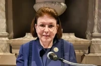 Η Λίνα Μενδώνη για την απόκτηση της συλλογής  Χόιερ