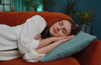 Σε ποια ηλικία ο μεσημεριανός ύπνος προμηνύει «κακά μαντάτα» για την υγεία