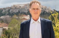 Ν. Παπανδρέου- Τα κινητά στο σχολείο είναι ο ελέφαντας στο δωμάτιο
