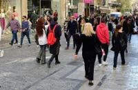 Διπλό κέρδος για χαμηλοσυνταξιούχους, τριπλή «ανάσα» για οφειλέτες: Ποιοι κερδίζουν από τα νέα μέτρα