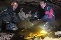 Λάος: Στους πέντε οι διασωθέντες που εγκλωβίστηκαν σε σπήλαιο - Αγνοούνται άλλοι δύο