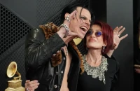 Ένταλμα σύλληψης για 52χρονη stalker του Yungblud – Παραβίασε τους περιοριστικούς όρους