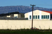 Άγριο σκηνικό στις φυλακές Τρικάλων: Κρατούμενοι απείλησαν συγκρατούμενό τους με μαχαίρι και ζήτησαν €4.000