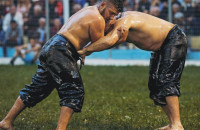 Η Νιγρίτα τιμά τον Άγιο Αθανάσιο με ακολουθίες, παραδοσιακά δρώμενα, αγώνες και λαϊκό γλέντι