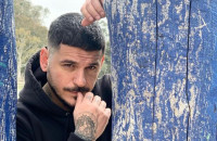 Stan: «Με έχουν πεθάνει. Με έπαιρνε τηλέφωνο η μητέρα μου να με ρωτήσει αν είμαι νοσοκομείο»