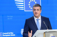 Από ενδοευρωπαϊκές μετακινήσεις Αύξηση τουρισμού προβλέπει ο Απόστολος Τζιτζικώστας