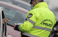 924 έλεγχοι και 95 παραβάσεις στην Κεντρική Μακεδονία για τη χρήση προστατευτικού κράνους