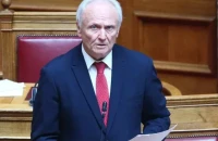 Γιάννης Ανδριανός -Υπογράφηκαν οι συμβάσεις για τα υλικά δακοκτονίας 2026–2028 και ξεκίνησαν ήδη οι παραδόσεις