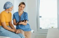 Καρκίνος μαστού: Η σύγχρονη αντιμετώπιση είναι διεπιστημονική και εξατομικευμένη