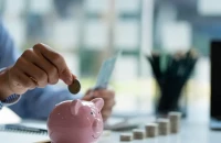 Προϋπολογισμός: Πρωτογενές πλεόνασμα 4,49 δισ. ευρώ στο εξάμηνο Πάνω από τον στόχο τα έσοδα