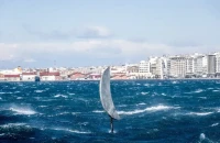 Καιρός αύριο: Άνεμοι 8 μποφόρ στην Αττική, έως 37 βαθμούς η θερμοκρασία στη χώρα – Καταιγίδες σε Ήπειρο, Μακεδονία