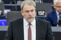 Σύνοδος Κορυφής G-7 στην Εβιάν με ολίγον… BRICS -Γράφει ο Νότης Μαριάς