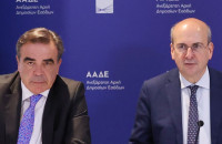 Χατζηδάκης - Σχοινάς- Χιλιάδες ιδιοκτήτες αγροτικών εκτάσεων απαλλάσσονται από τις διεκδικήσεις του Δημοσίου