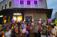 Φωταγωγήθηκε το Δημαρχείο Σερρών με μωβ για την Παγκόσμια Ημέρα νόσου Alzheimer
