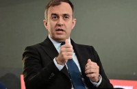 ΥΦΥΠΕΞ Χατζηβασιλείου: «Αρκετά με τους μαθητευόμενους μάγους στην οικονομία – Η χώρα δεν έχει ανάγκη από λαϊκισμό αλλά από ευθύνη»