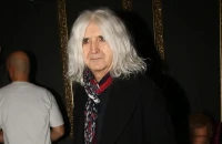 Καρβέλας: «Δυστυχώς η Άννα έχει πάρει μια κατεύθυνση που δεν με βρίσκει σύμφωνο, νιώθω συντριβή» – Η ανακοίνωση του συνθέτη