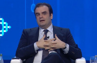 Κυριάκος Πιερρακάκης στο ΔΝΤ: «Η Ελλάδα από χώρα που λάμβανε στήριξη, στηρίζει πλέον η ίδια τους πολίτες και τις επιχειρήσεις»