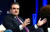 Κυριάκος Πιερρακάκης: «Πώς μπορούμε ταυτόχρονα να περιορίσουμε τους κινδύνους και να απελευθερώσουμε τις δυνατότητες της Τεχνητής Νοημοσύνης»
