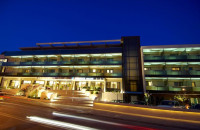 Για την πλημμύρα ευθύνεται το πάρκινγκ του ξενοδοχείου ΞΕΝΙΑ