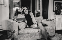 Μιμή Ντενίση: Το υπέροχο αρχοντικό σπίτι στο κέντρο – Κλασικό, με αριστοκρατική φινέτσα [εικόνες]