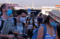 Ανεμβολίαστοι: Μόνο με PCR ή rapid test οι μετακινήσεις με πλοία, τρένα, αεροπλάνα