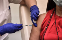 Ξεκινάνε οι εμβολιασμοί στους εκπαιδευτικούς