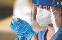 Ετοιμάζονται οι εμβολιασμοί των εκπαιδευτικών