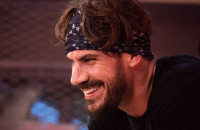 Άκης Πετρετζίκης – Δείτε τη φωτογραφία με τον 3,5 μηνών γιο του