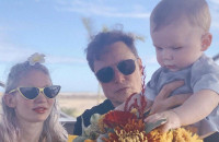 Grimes: Ο γιος μου διαισθάνεται την απέχθεια για το “μητέρα” και με φωνάζει Claire