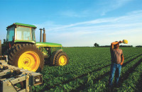 Πρόγραμμα Νέων Αγροτών: Στα 420 εκατ. € ο προϋπολογισμός