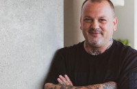 Δημήτρης Σκαρμούτσος: «Κόλλησα με την ηρωίνη, έχω φτάσει τρεις φορές κοντά στο θάνατο»