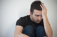 7 συμπεριφορές ενός ενήλικα που μαρτυρούν ότι έχει ψυχικά τραύματα από την παιδική του ηλικία