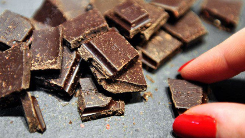 OI TΡΟΦΕΣ ΠΟΥ ΜΠΟΡΟΥΝ ΝΑ ΡΙΞΟΥΝ ΤΑ ΕΠΙΠΕΔΑ ΧΟΛΗΣΤΕΡΙΝΗΣ ΣΤΟ ΑΙΜΑ!